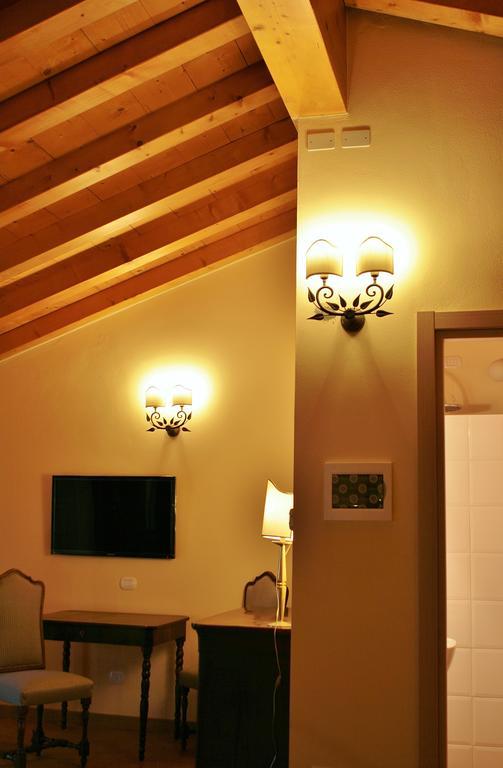 Agriturismo Cavrigo Lodi Oda fotoğraf